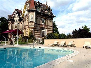 Château De La Râpée 3* Bazincourt-sur-Epte